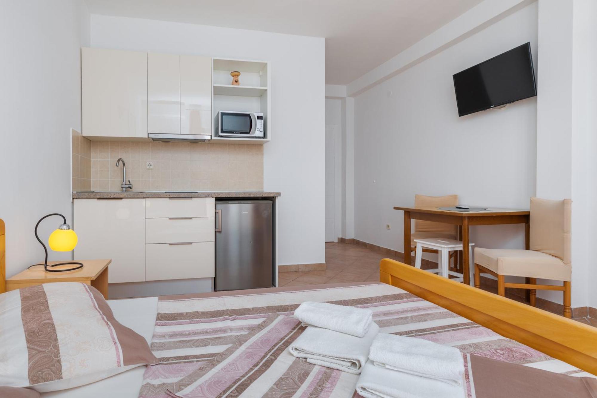 Sita Apartmani Lokva Rogoznica Zimmer foto
